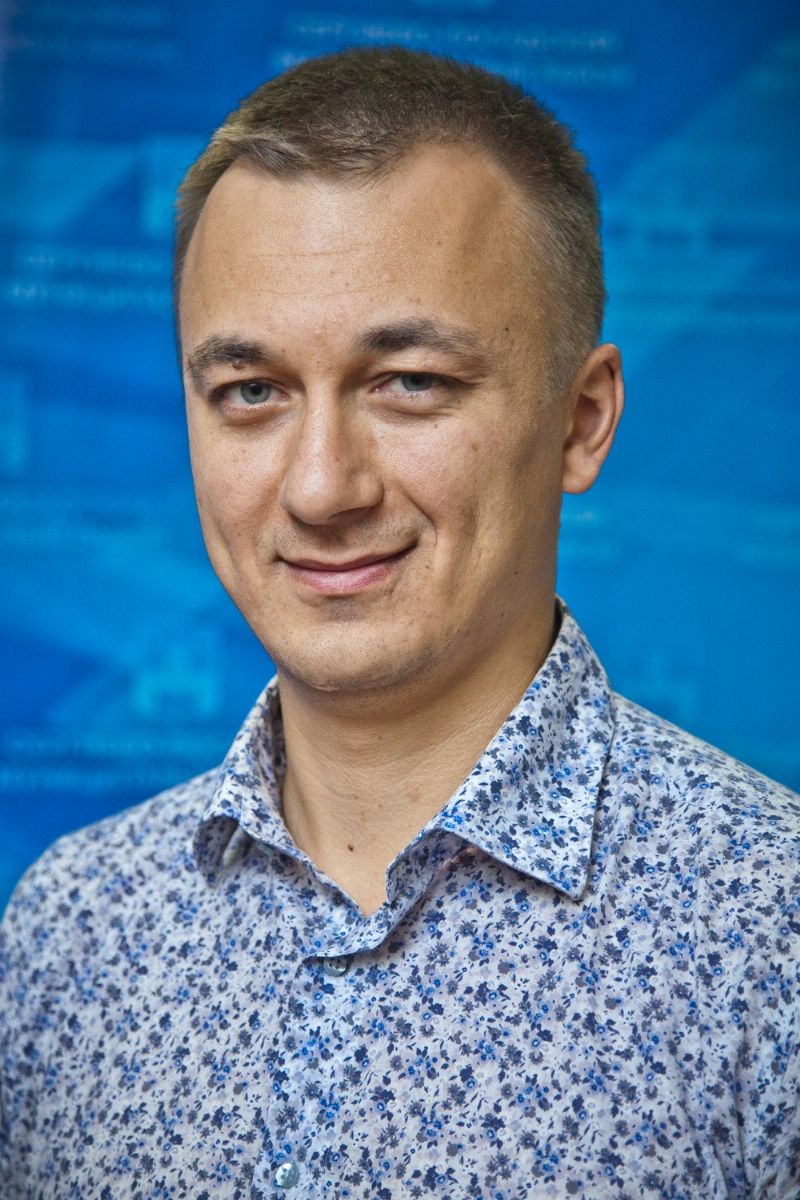 Андрей Лапшин